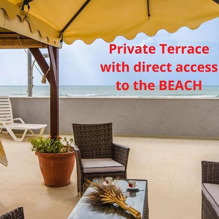Arisa -Terrazza Privata 60 Mq Sulla Spiaggia Donnalucata  Dış mekan fotoğraf