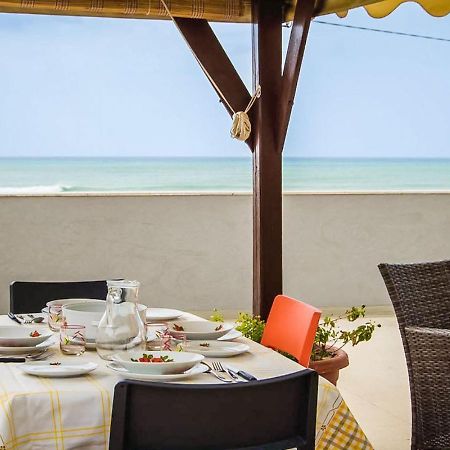 Arisa -Terrazza Privata 60 Mq Sulla Spiaggia Donnalucata  Dış mekan fotoğraf
